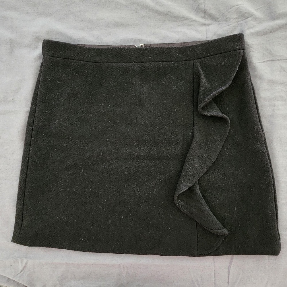 J Crew Mercantile Skirt Womens 10 Wool Black Ruffle Front Mini Lined Career